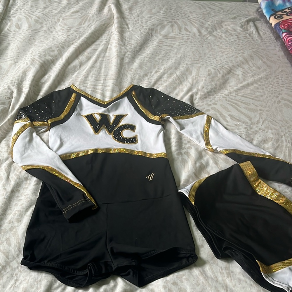 Cheer uniform for play or dress up